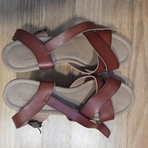 Cushion Walk Women's Tan Leather Sandals